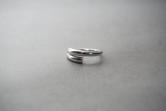 Silver Licorice Ring