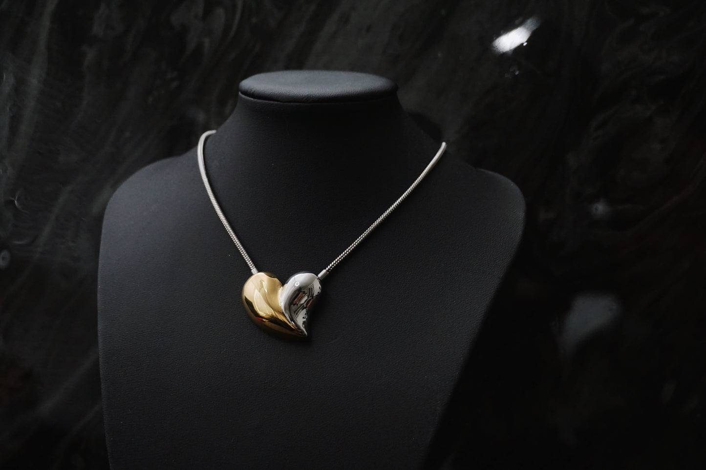 Co-Nilla Amour Necklace