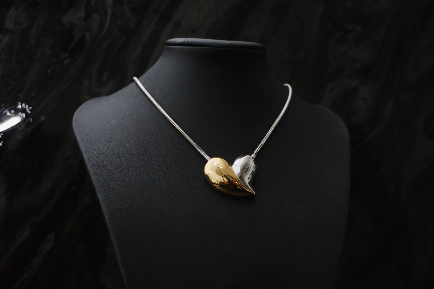 Co-Nilla Amour Necklace